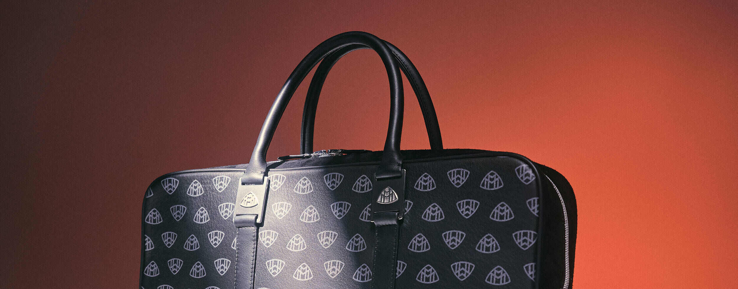 लेडीज़ बैग का सबसे बड़ा मार्किट।fancy and cheap bags,slings,clutch,handbag,office  bag,ladies purse - YouTube